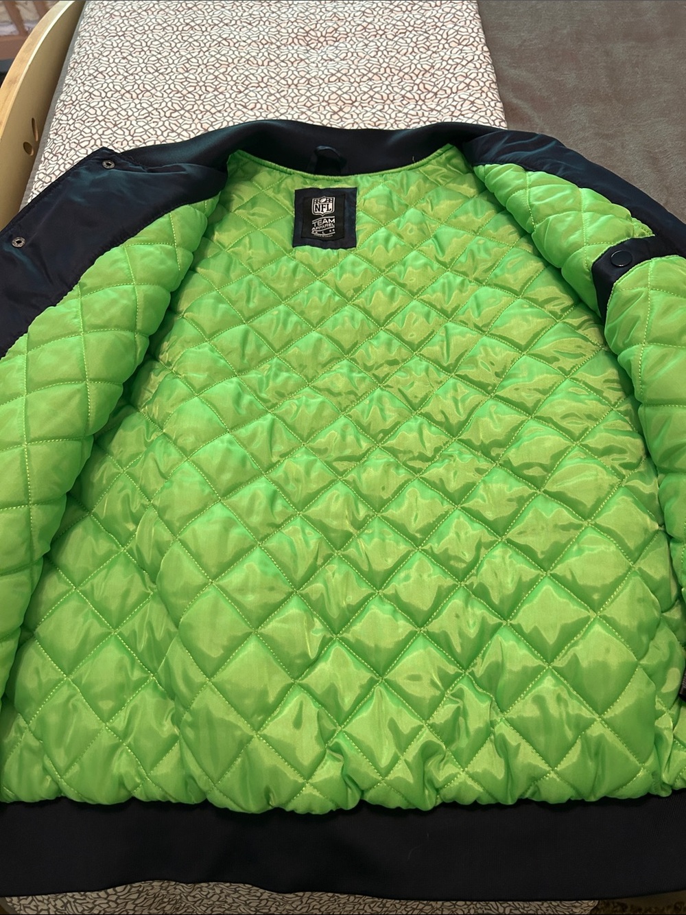 NFL Seattle Seahawks Starter Jacket- large - Picture 8 of 10